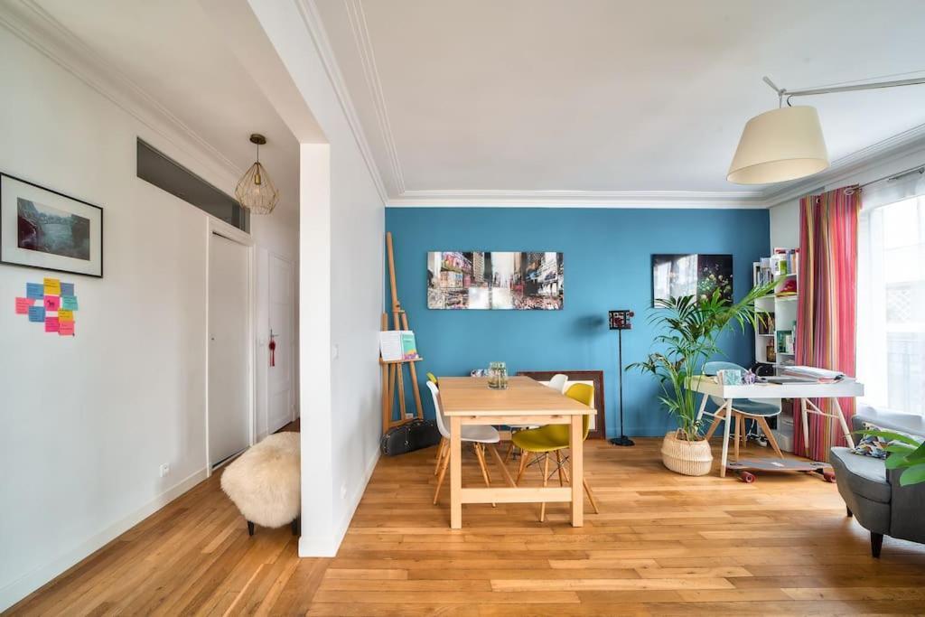 Appartamento Spacieux Avec Balcon / Batignolles Parigi