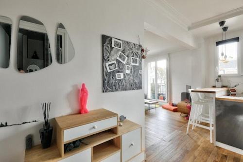 Spacieux Avec Balcon / Batignolles Parigi