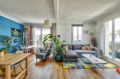 Spacieux Avec Balcon / Batignolles Parigi