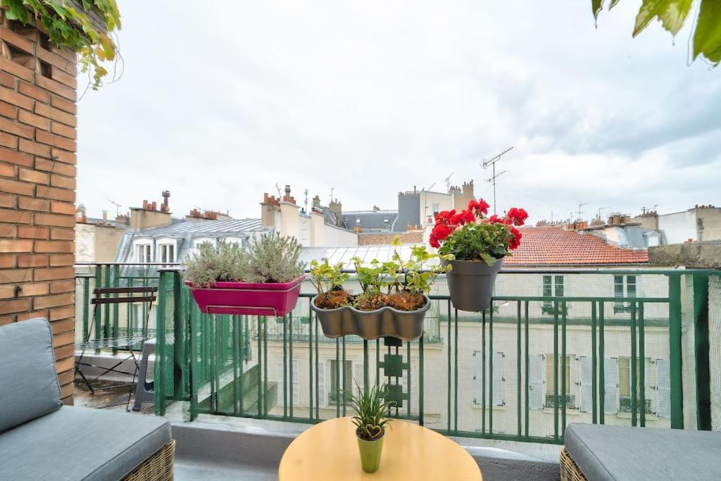 Spacieux Avec Balcon / Batignolles *
